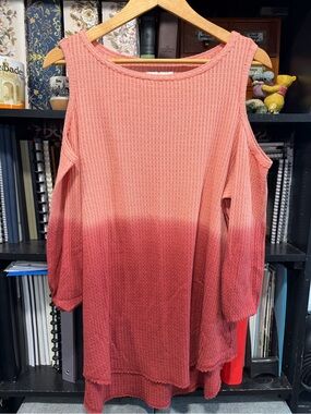 Knox Rose Pink to Deep Rose Ombre Cold-Shoulder Waffle Knit Top